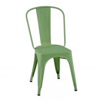 Chaise en peinture mat texturé. Elle est en acier et son coloris et vert romarin. La marque est Tolix