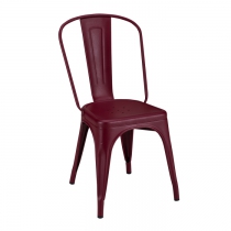 Nouvelle teinte chez Tolix avec le Bourgogne. Voici la chaise A en bourgogne mat texturé.